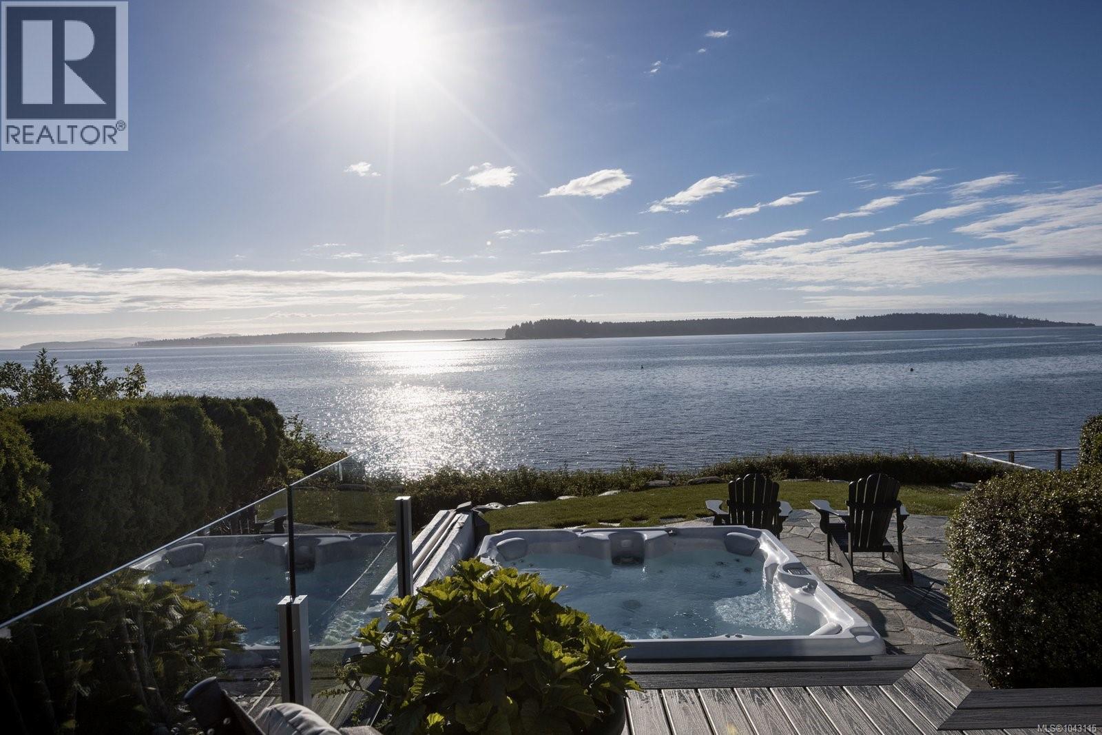 8585 Lochside Dr, North Saanich, British Columbia  V8L 1M5 - Photo 23 - 1043115