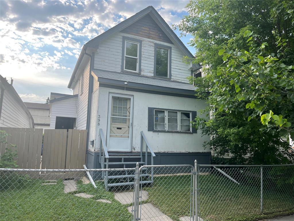 398 Powers Street, Winnipeg, Manitoba  R2W 4R3 - Photo 1 - 202619116