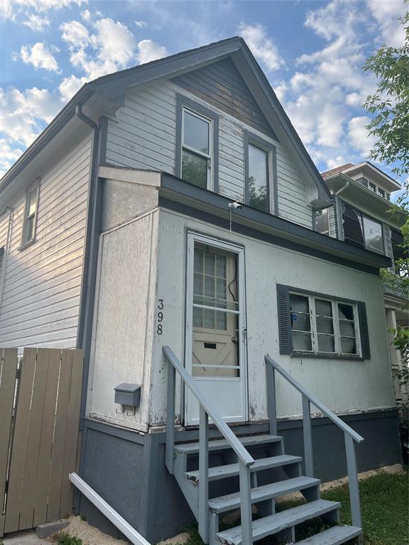 398 Powers Street, Winnipeg, Manitoba  R2W 4R3 - Photo 2 - 202619116