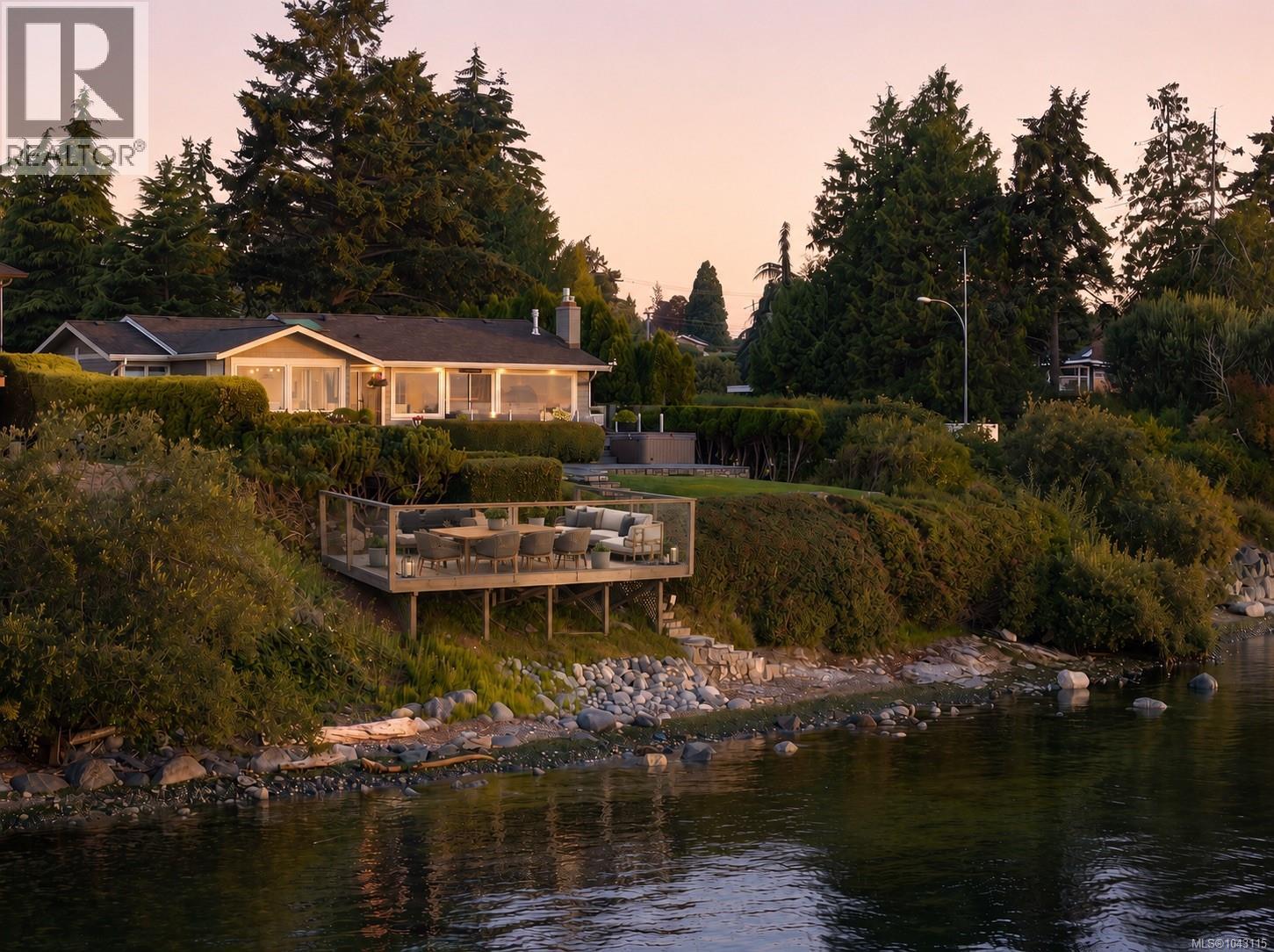 8585 Lochside Dr, North Saanich, British Columbia  V8L 1M5 - Photo 47 - 1043115