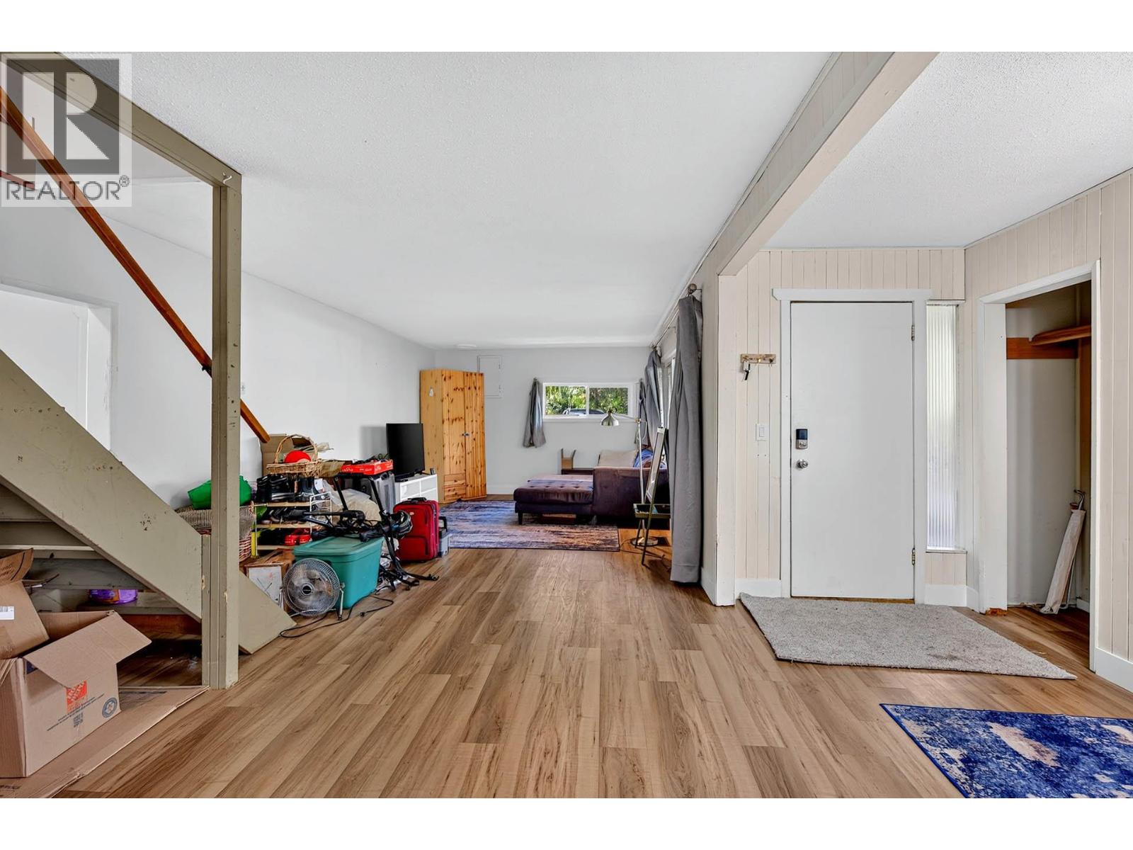 150 Beachview Road, Kamloops, British Columbia  V2H 1M5 - Photo 9 - 10396280