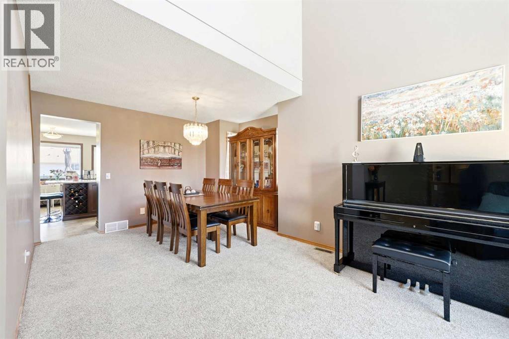129 Arbour Ridge Circle NW, Calgary, Alberta  T3G 3Y9 - Photo 7 - A2333752