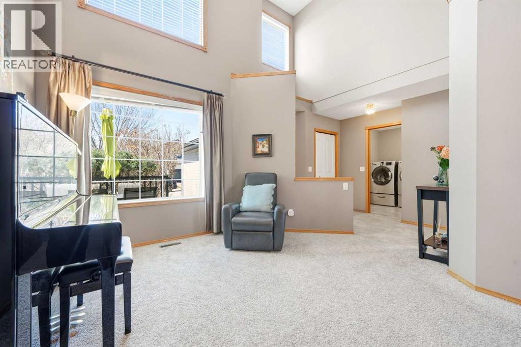 129 Arbour Ridge Circle NW, Calgary, Alberta  T3G 3Y9 - Photo 6 - A2333752