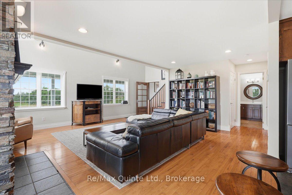 249 Carter Road, Prince Edward County, Ontario  K0K 1T0 - Photo 13 - X13625958
