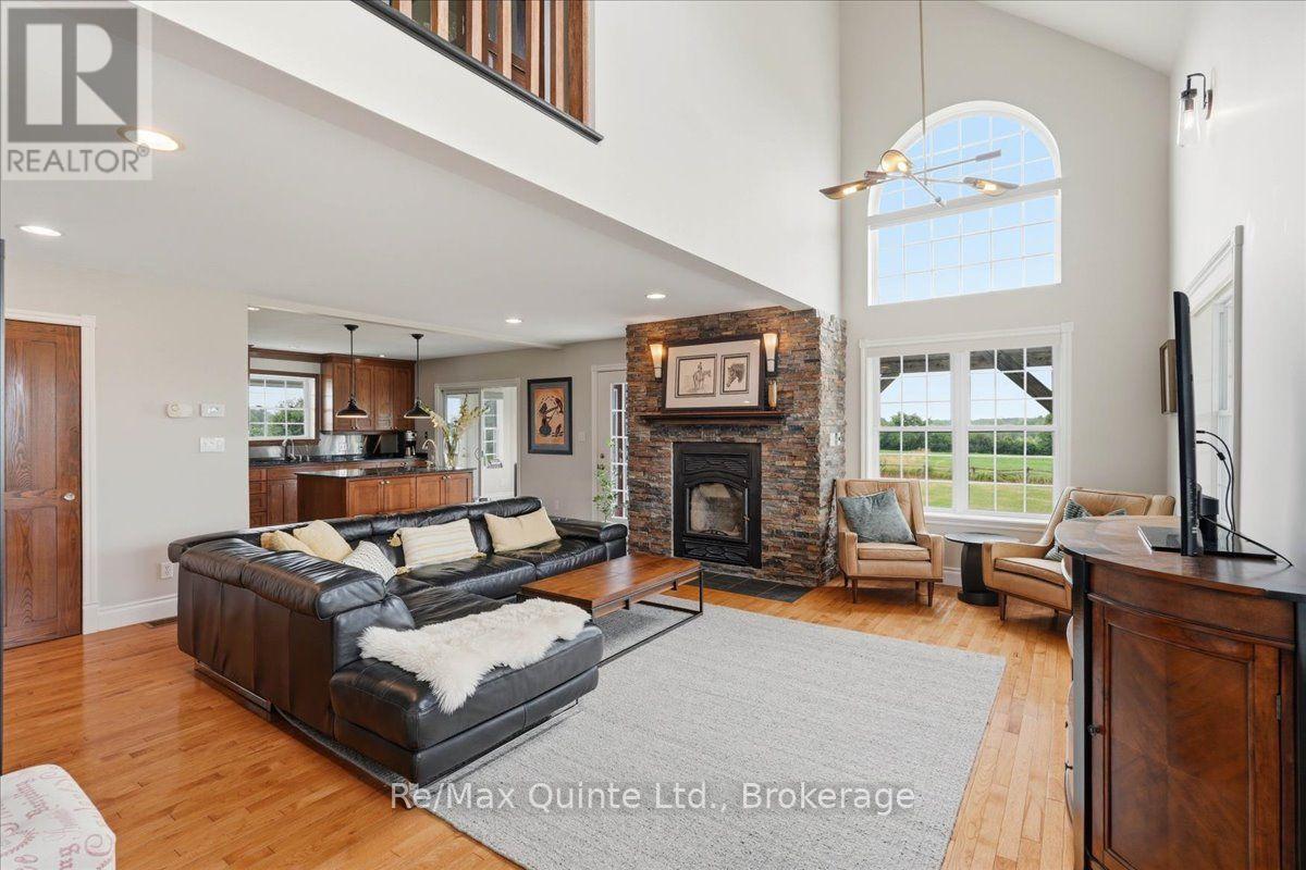 249 Carter Road, Prince Edward County, Ontario  K0K 1T0 - Photo 14 - X13625958