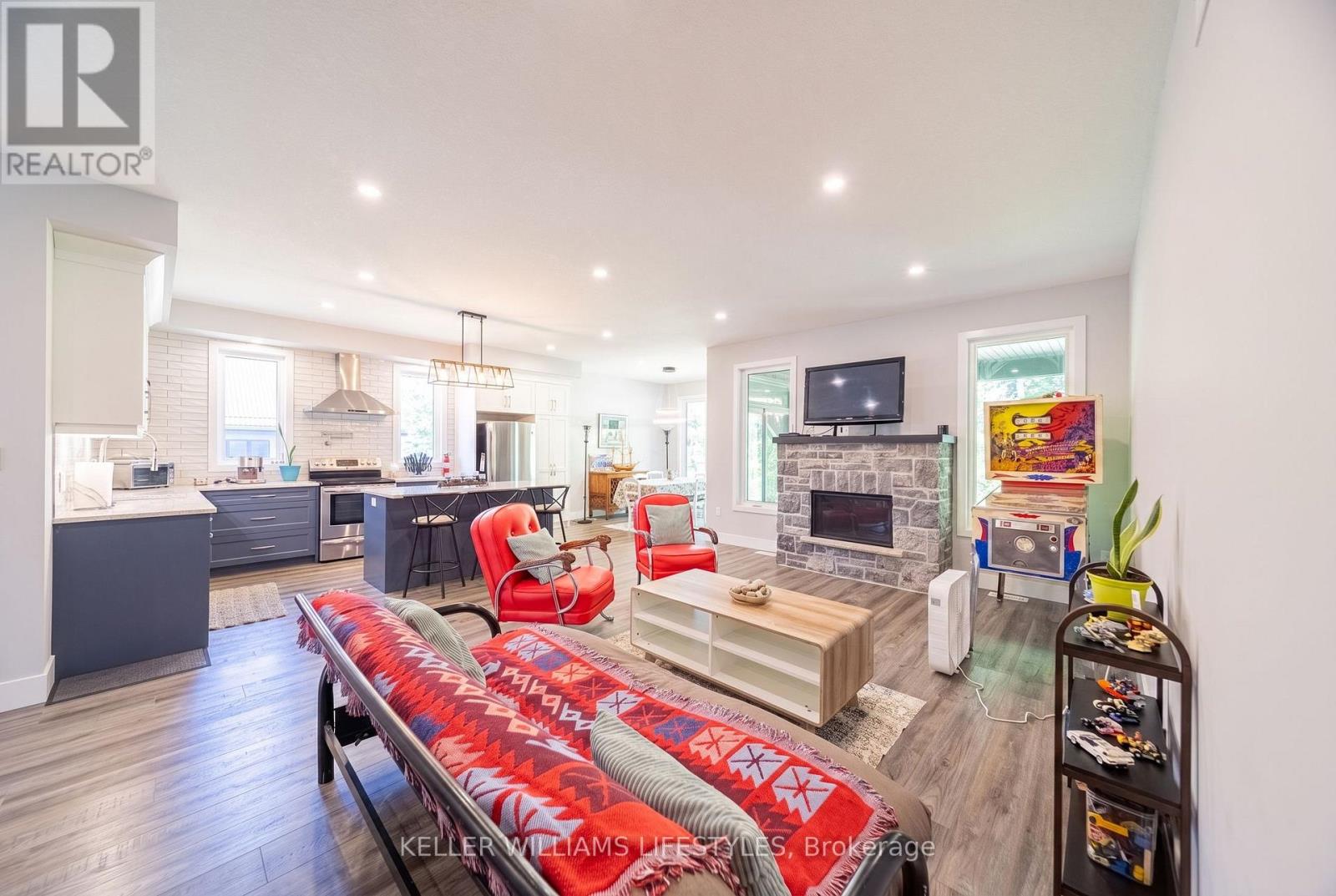 74358 Driftwood Drive, Bluewater, Ontario  N0M 1G0 - Photo 15 - X13626122