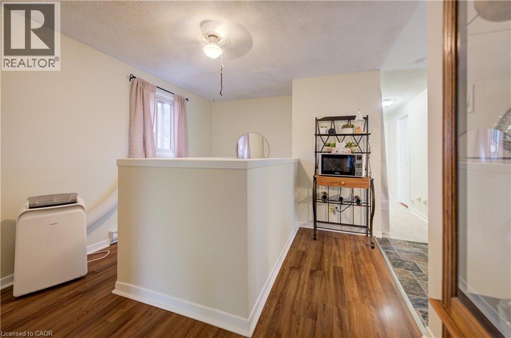 175 Elm Ridge Drive Unit# 38, Kitchener, Ontario N2N 1L7 - Photo 4 - 40833877