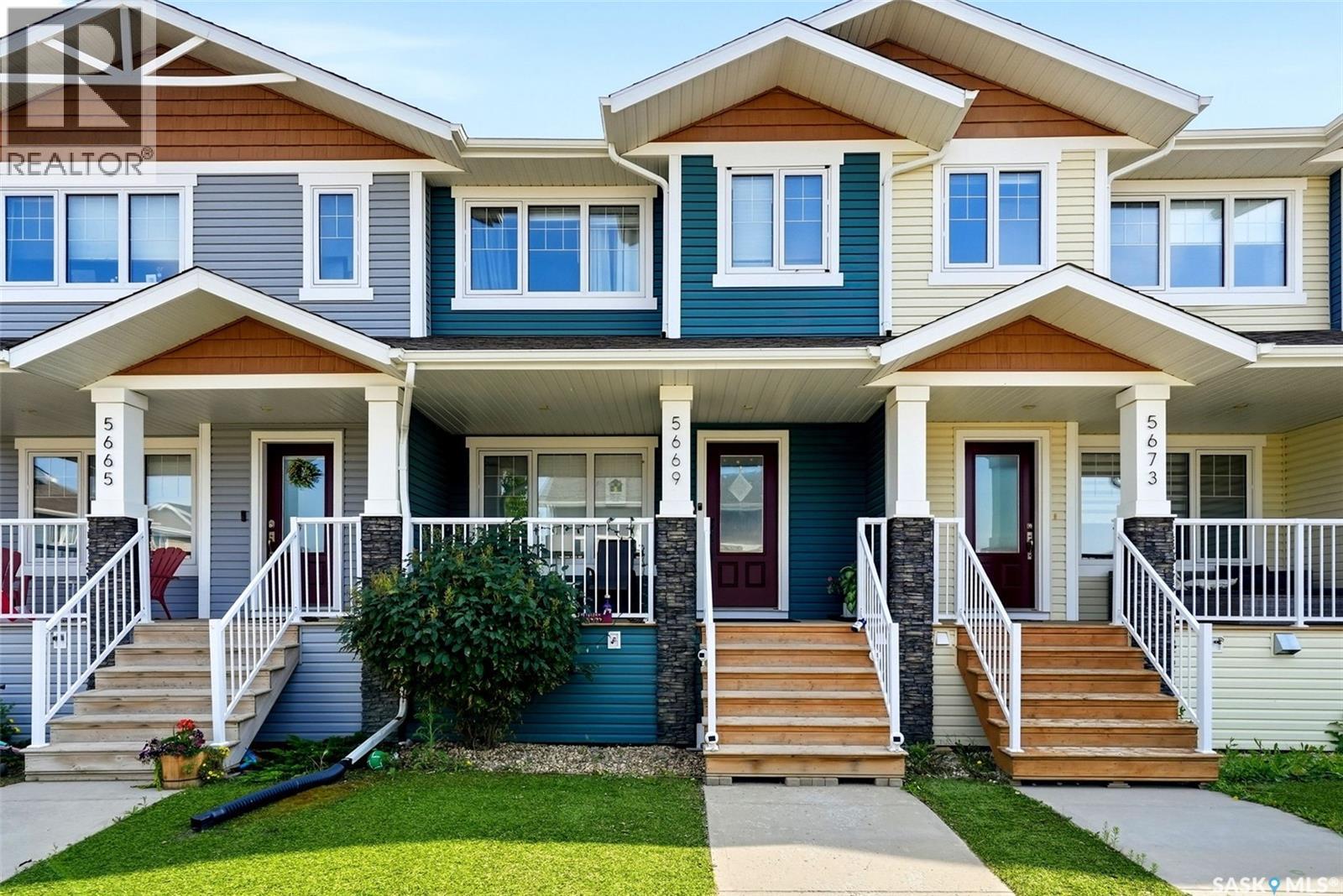 5669 Cederholm AVENUE, Regina, Saskatchewan