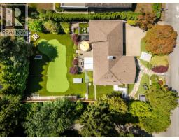 1924 FULTON AVENUE, West Vancouver, British Columbia