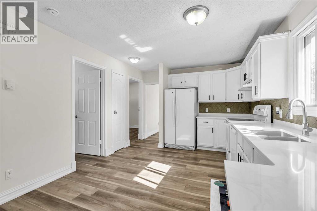 43 Taraglen Road NE, Calgary, Alberta  T3J 2N8 - Photo 15 - A2327550