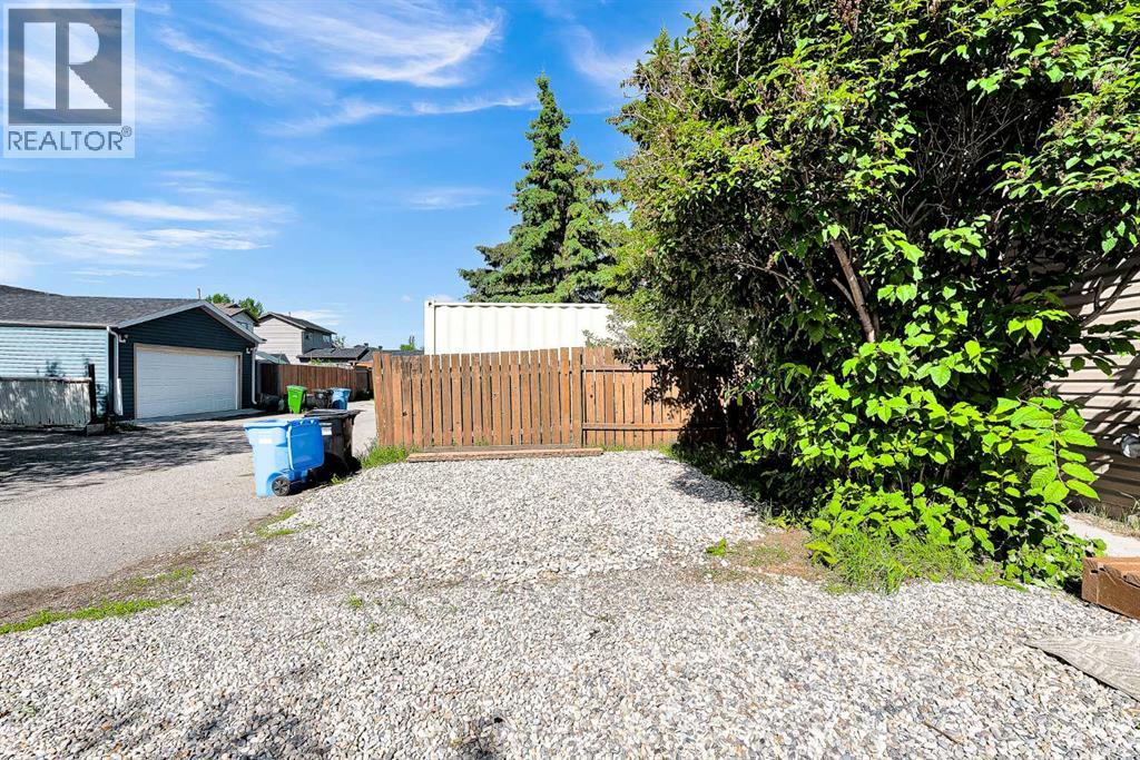 43 Taraglen Road NE, Calgary, Alberta  T3J 2N8 - Photo 43 - A2327550