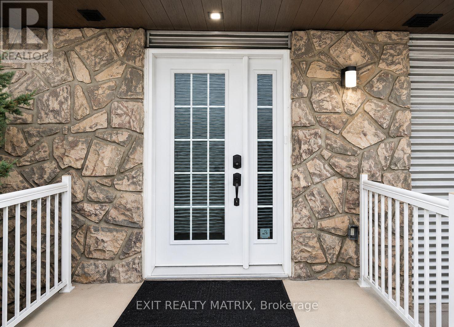 A - 785 NOTRE DAME STREET, Russell, Ontario