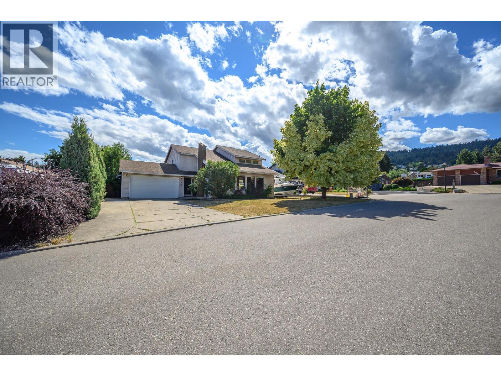 7807 Corona Court, Coldstream, British Columbia  V1B 2C2 - Photo 6 - 10396301