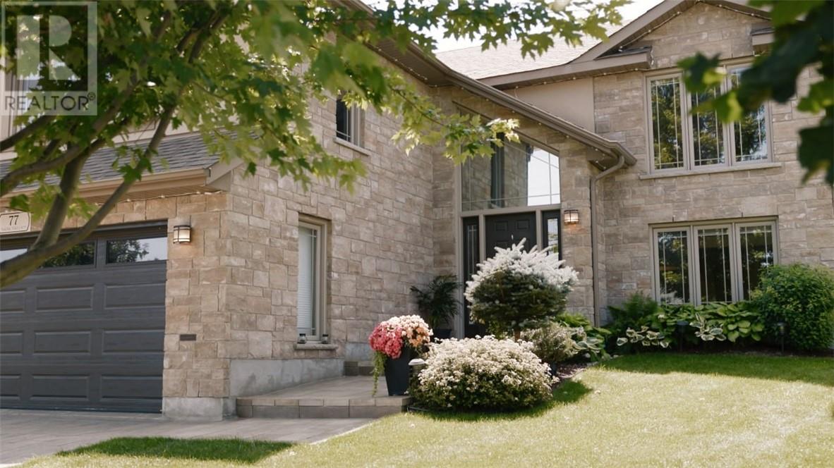77 Napa Valley, Sudbury, Ontario
