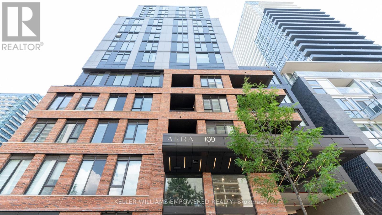 1210 - 109 ERSKINE AVENUE
