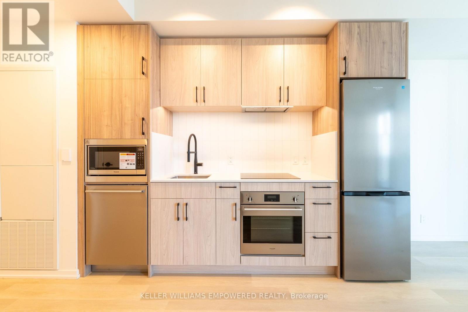 1210 - 109 Erskine Avenue, Toronto, Ontario  M4P 0G8 - Photo 6 - C13625990