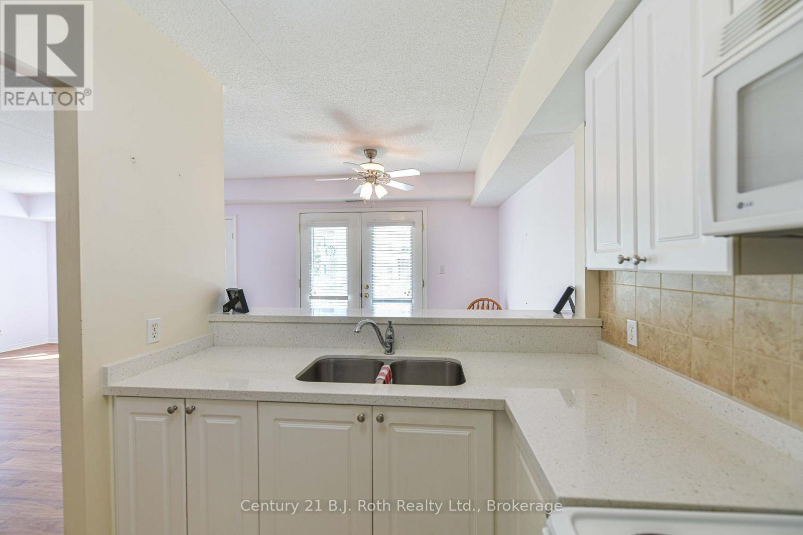 Unit 201 - 115 Bond Street, Orillia, Ontario L3V 1J7 - Photo 16 - S13626036