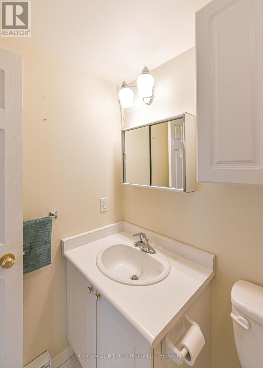 Unit 201 - 115 Bond Street, Orillia, Ontario L3V 1J7 - Photo 19 - S13626036