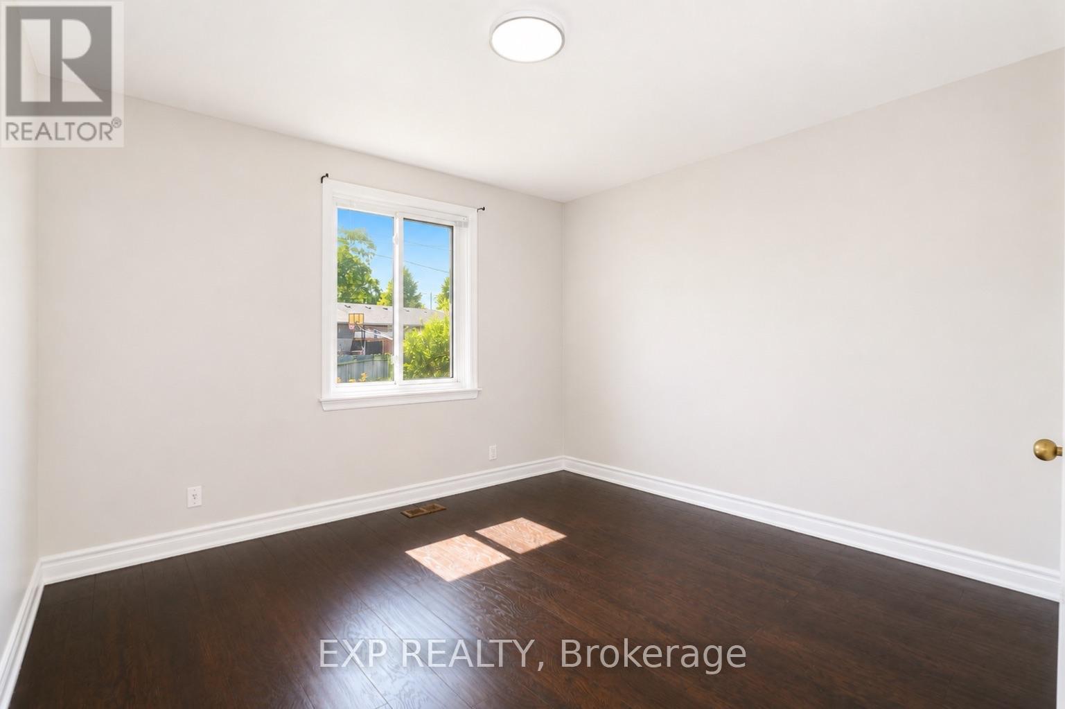 1202 Sun Valley Court, Oshawa, Ontario  L1J 3N2 - Photo 15 - E13626086
