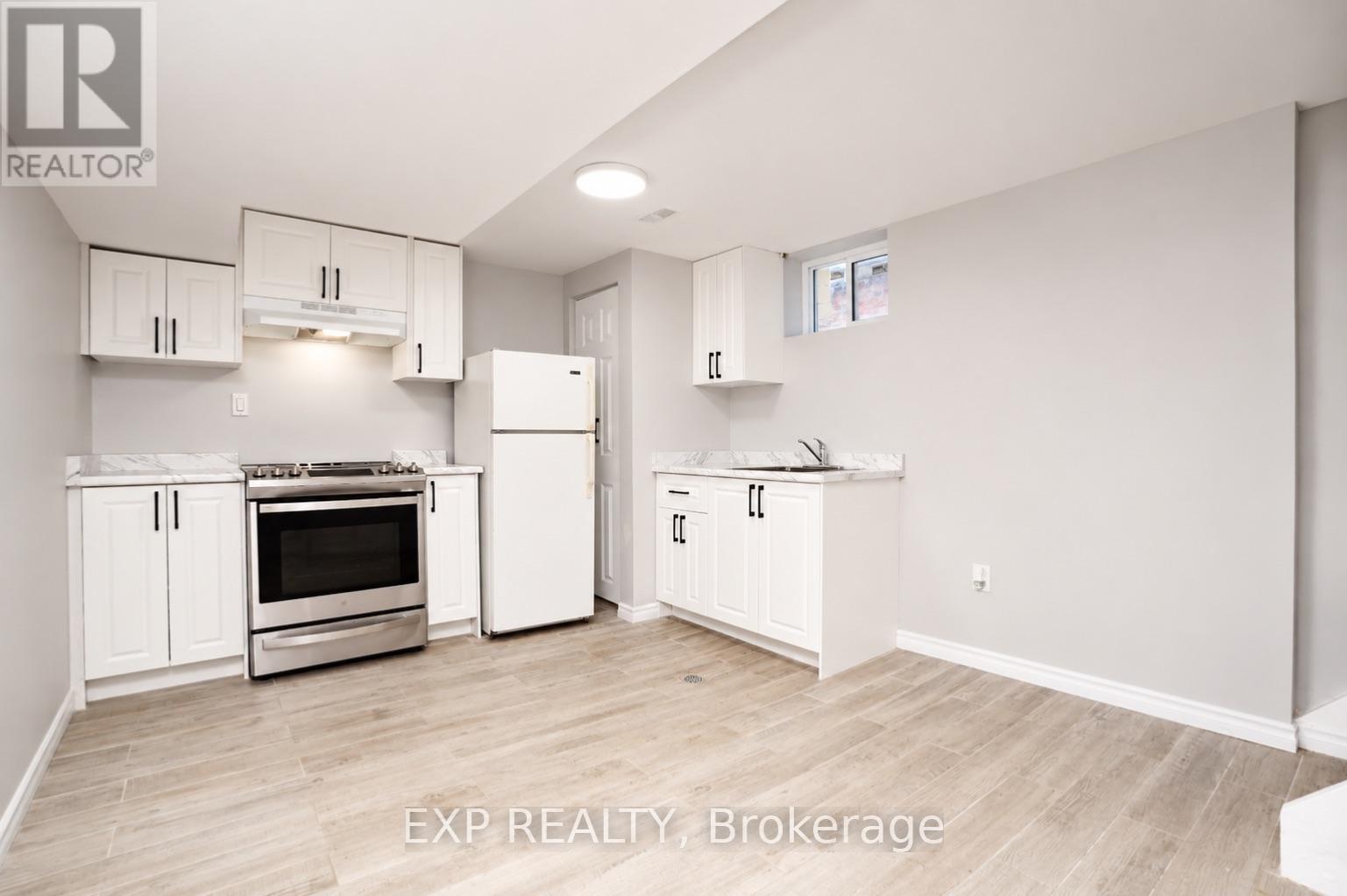 1202 Sun Valley Court, Oshawa, Ontario  L1J 3N2 - Photo 24 - E13626086