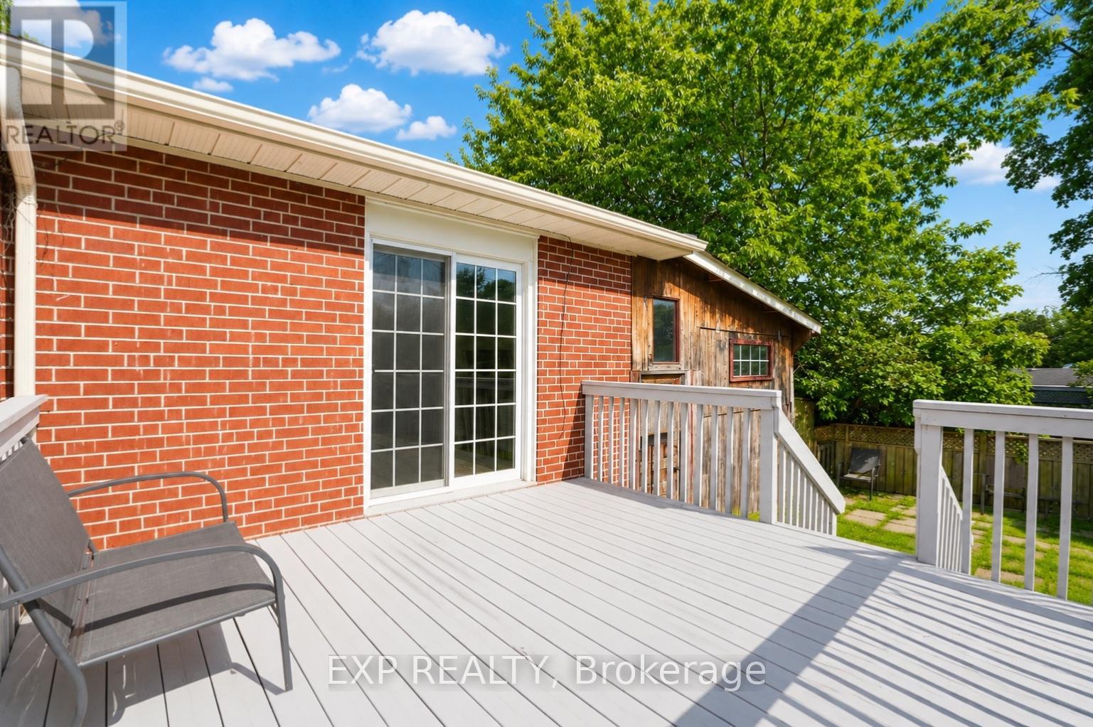 1202 Sun Valley Court, Oshawa, Ontario  L1J 3N2 - Photo 39 - E13626086