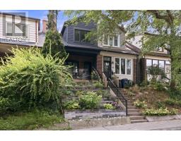 21 MILLBROOK CRESCENT, Toronto, Ontario