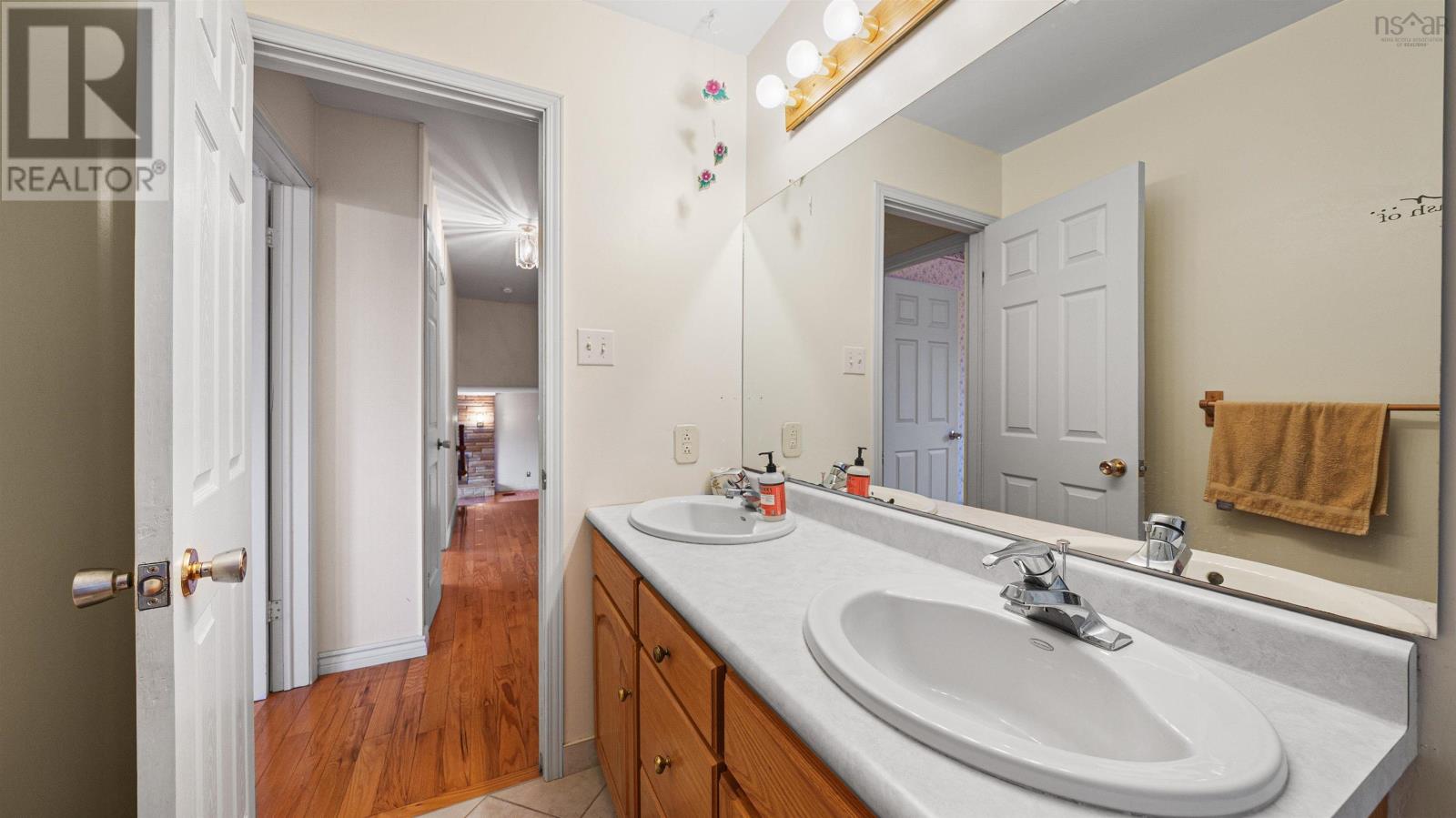 19 Bayswater Road, Dartmouth, Nova Scotia  B2W 4H2 - Photo 28 - 202619197