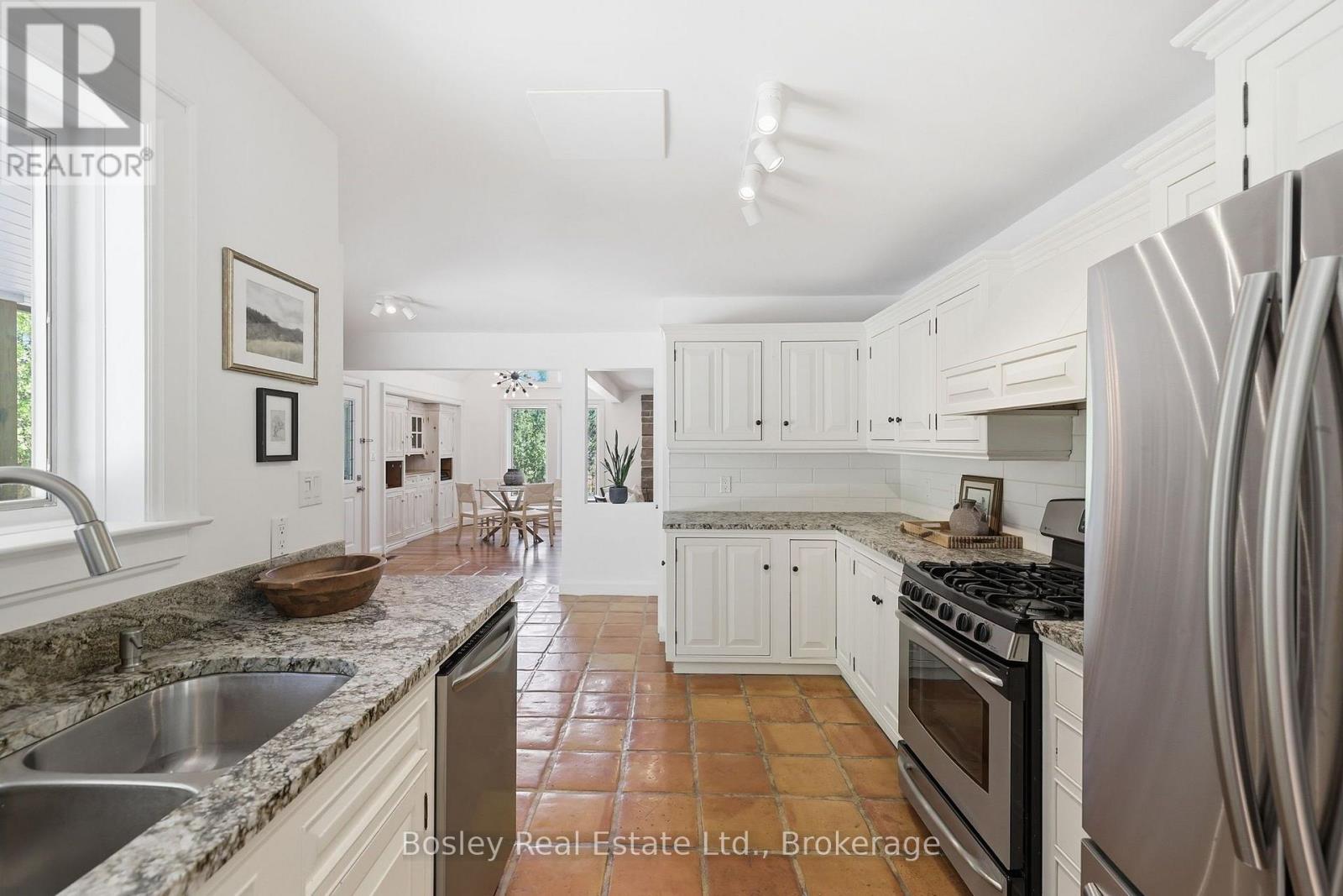 164 Bay Street W, Blue Mountains, Ontario  N0H 2P0 - Photo 12 - X13626006