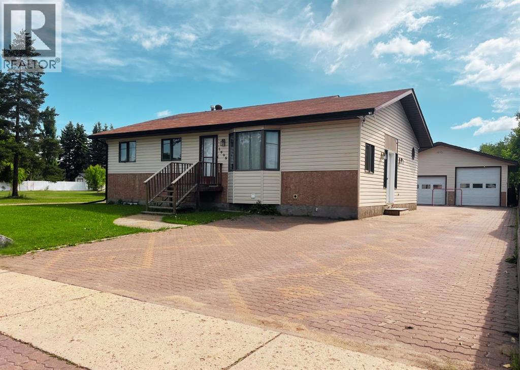 1005 15 Street, Wainwright, Alberta