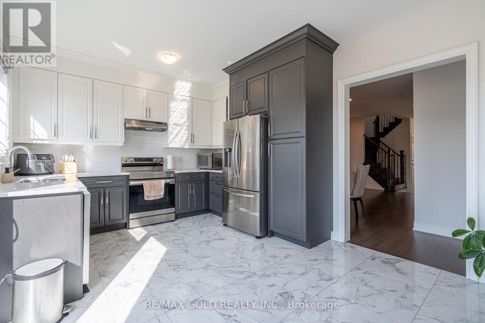 66 Puffin Crescent, Brampton, Ontario  L6R 4C3 - Photo 10 - W13622562