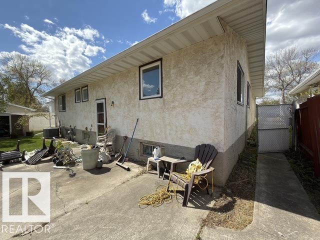 18 Latimer Pl, St. Albert, Alberta  T8N 2J5 - Photo 8 - E4501030