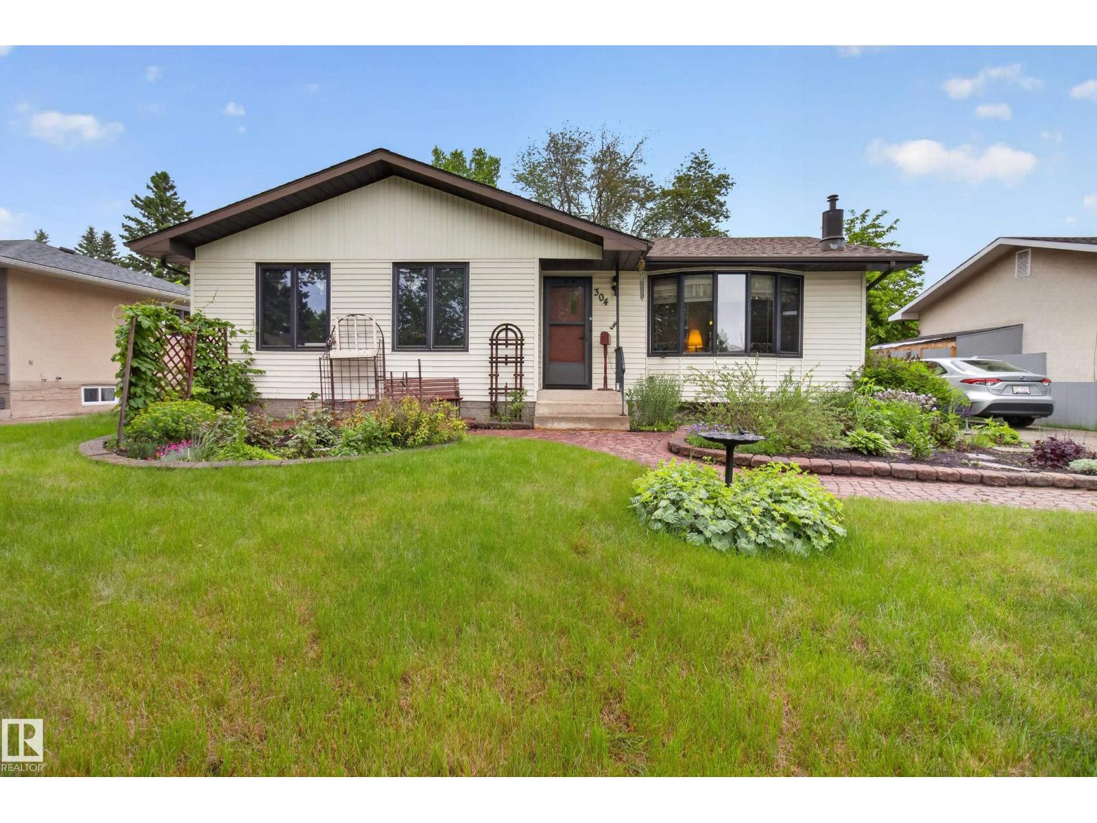 304 FIR ST, Sherwood Park, Alberta