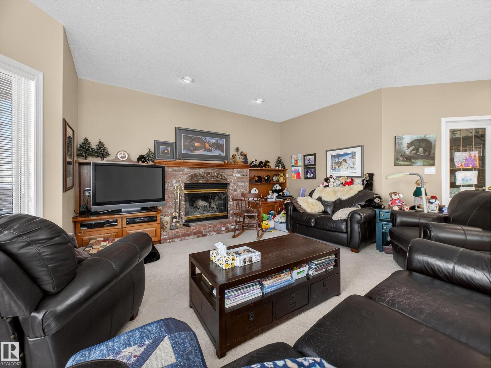 403 Twin Brooks Cr NW, Edmonton, Alberta  T6K 0J4 - Photo 9 - E4501611