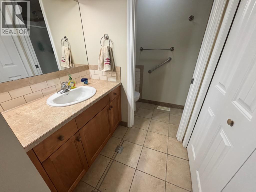 #12  707 76th Avenue, Grand Forks, British Columbia  V0H 1H0 - Photo 10 - 10385248