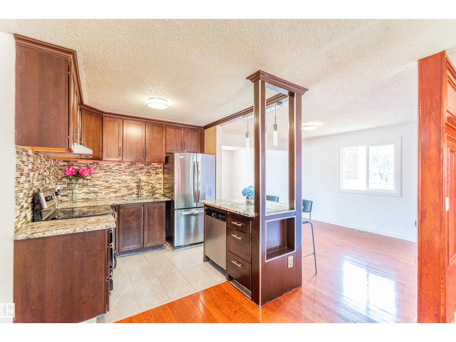 16524 116 St Nw, Edmonton, Alberta  T5X 3T8 - Photo 14 - E4500261