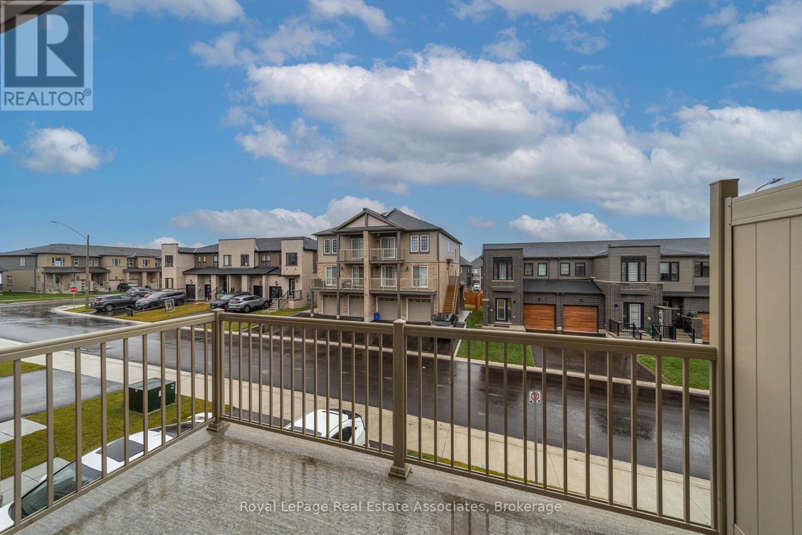 12 Hay Lane, Barrie, Ontario  L9J 0V5 - Photo 17 - S13626130