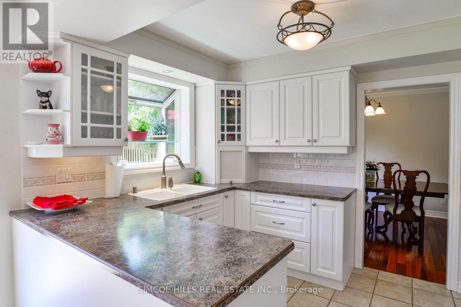 153 Matchedash Street N, Orillia, Ontario  L3V 4V2 - Photo 6 - S13626142