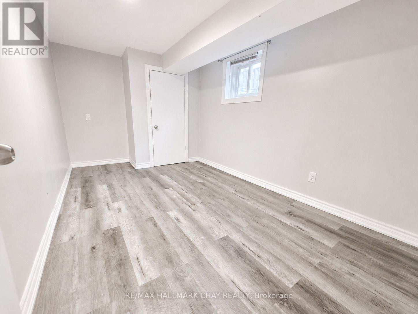 Lower - 88 B Bernick Drive, Barrie, Ontario  L4M 2V6 - Photo 3 - S13626146