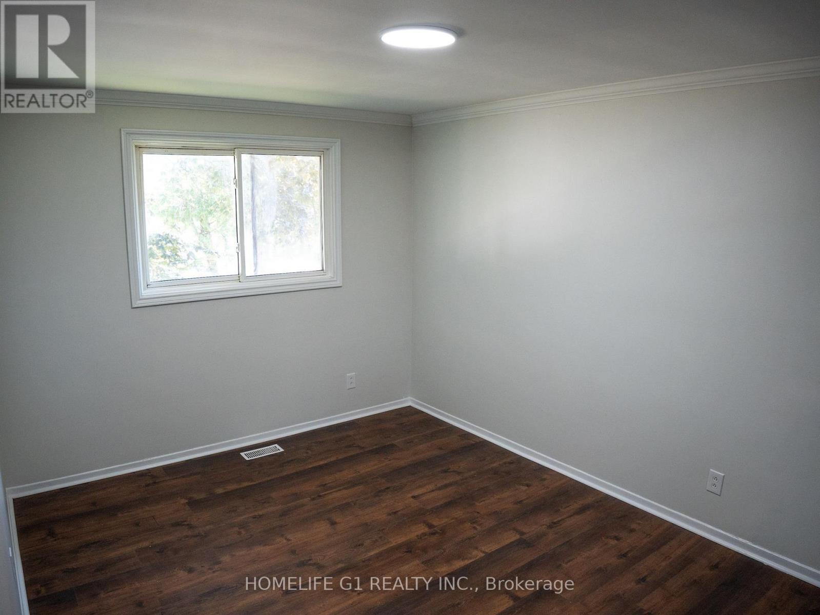 330 Grove Street E, Barrie, Ontario  L4M 2R5 - Photo 13 - S13626158