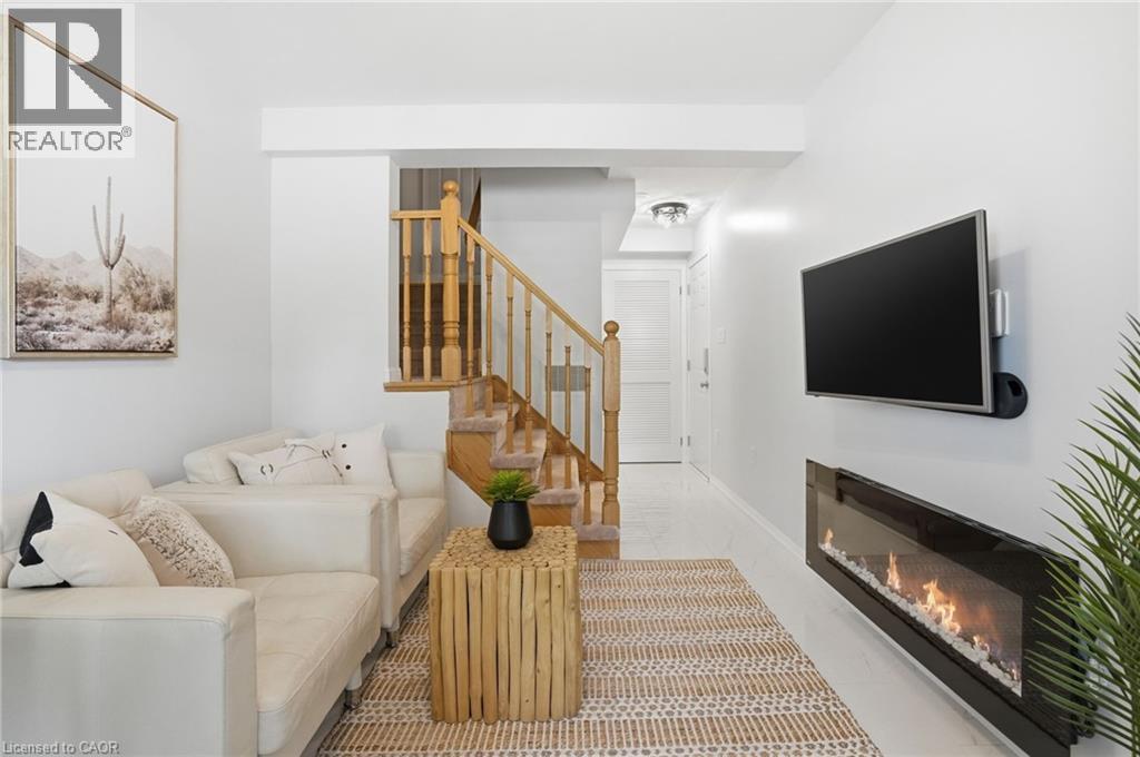 3050 Rotary Way Unit# 54, Burlington, Ontario  L7M 0G8 - Photo 6 - 40840340
