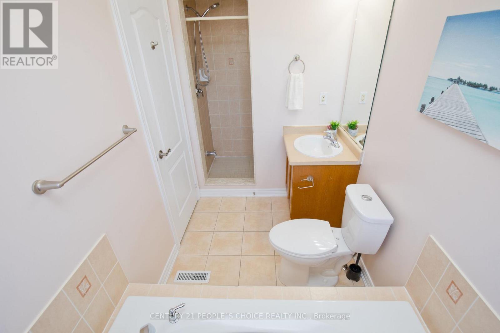 8 Calm Waters Crescent, Brampton, Ontario  L6V 4R9 - Photo 19 - W13626080
