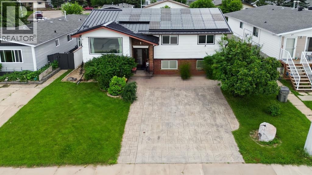 25 Wedow Drive, Whitecourt, Alberta