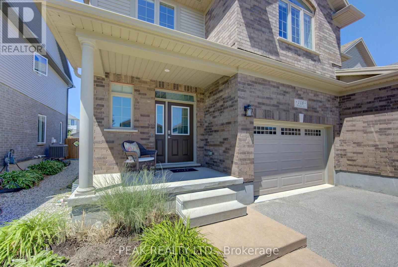 118 BROWN STREET, Stratford, Ontario