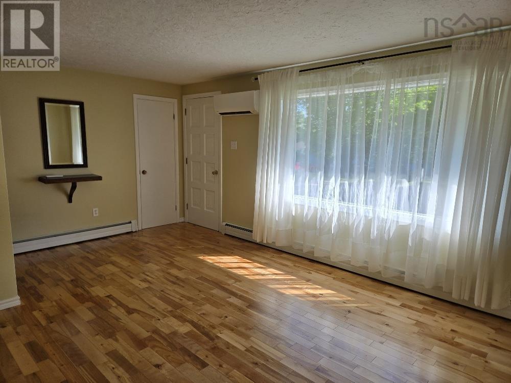 42 Mclean Street, Truro, Nova Scotia  B2N 4V9 - Photo 7 - 202613931