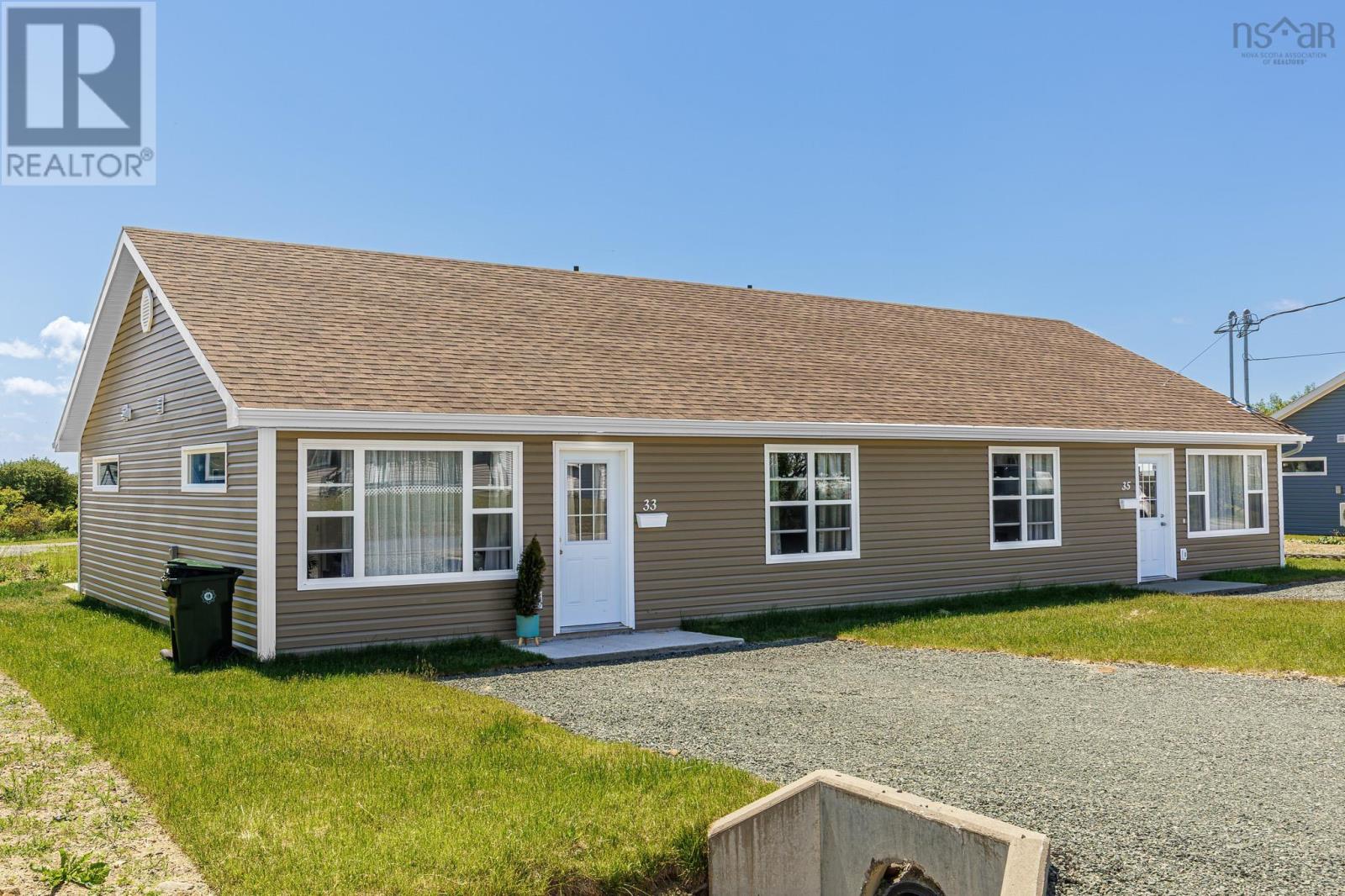 33/35 Maple Street, Scotchtown, Nova Scotia