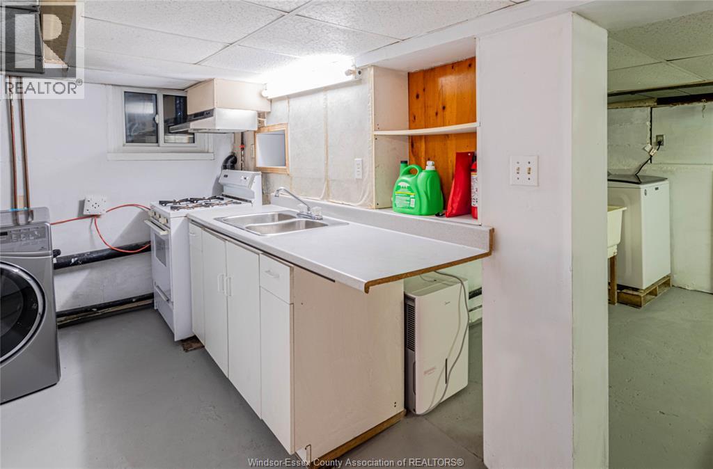 576 Janette, Windsor, Ontario N9A 4Z5 - Photo 20 - 26017466