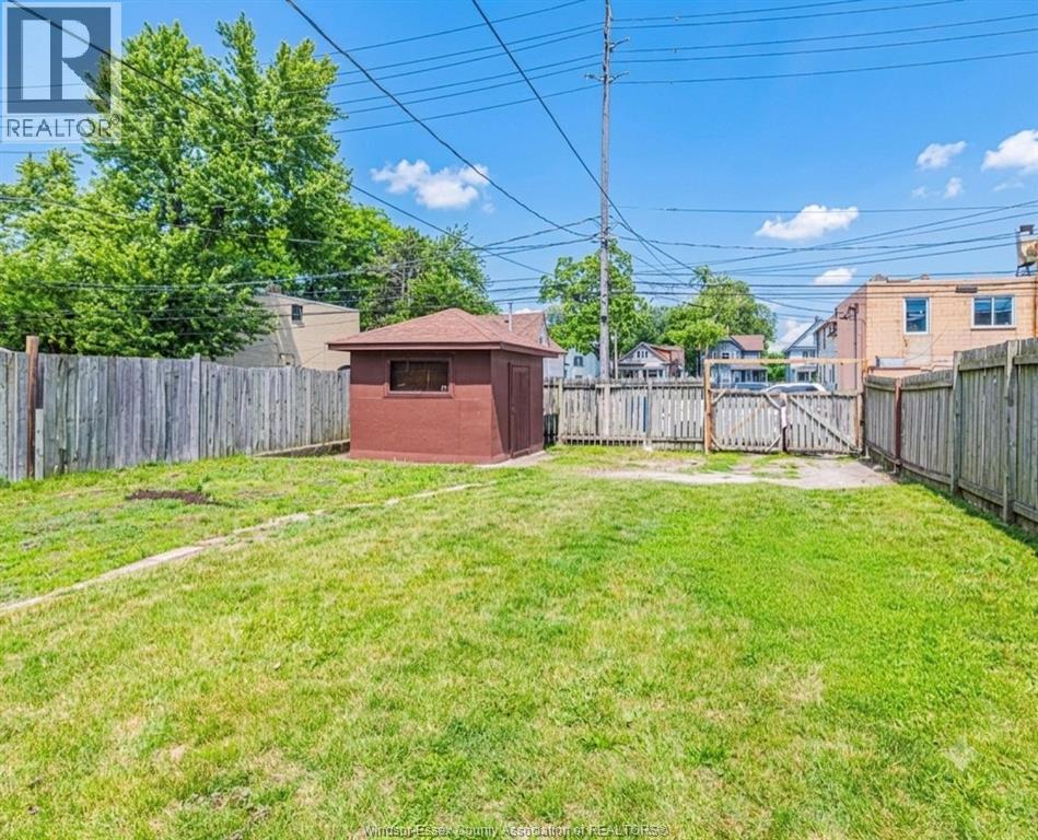 576 Janette, Windsor, Ontario N9A 4Z5 - Photo 23 - 26017466