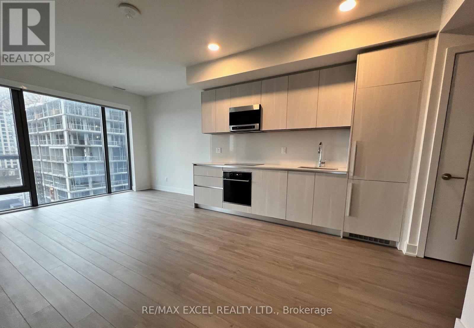 1808 - 8 Cumberland Street, Toronto, Ontario  M4W 0B6 - Photo 3 - C13625986