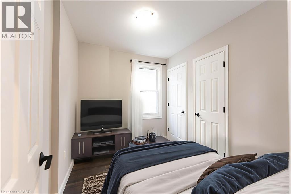 222 Kensington Avenue N, Hamilton, Ontario  L8L 7N7 - Photo 18 - 40829902