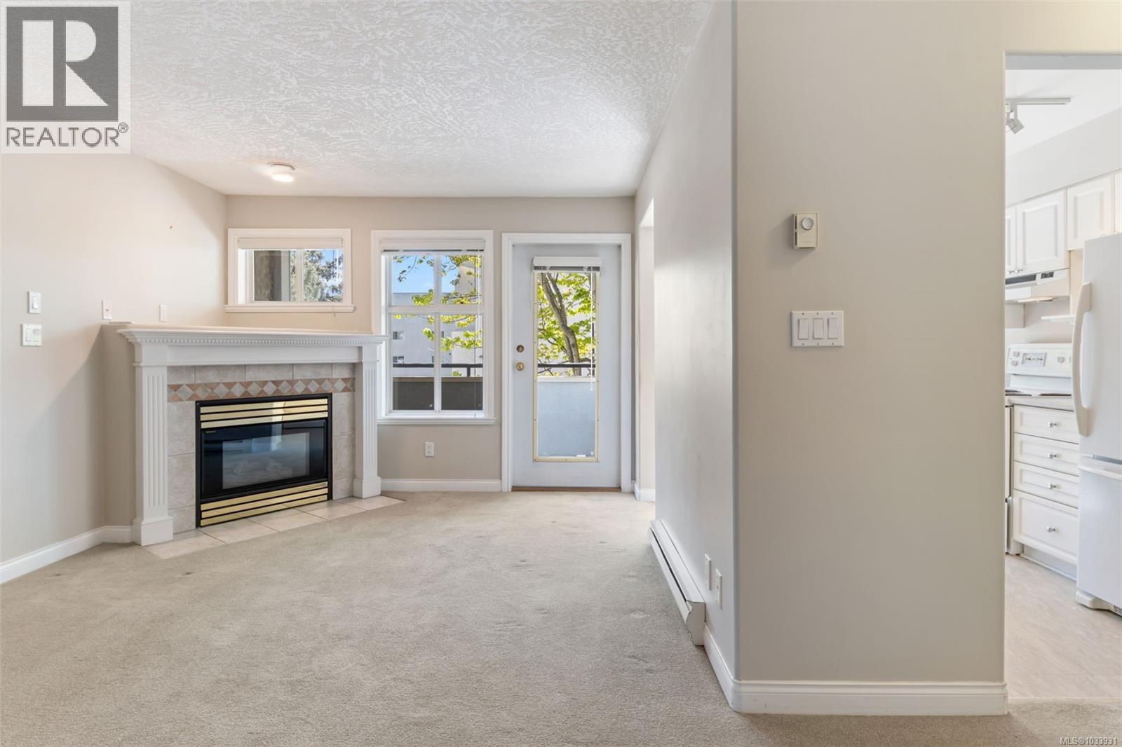204 1580 Christmas Ave, Saanich, British Columbia